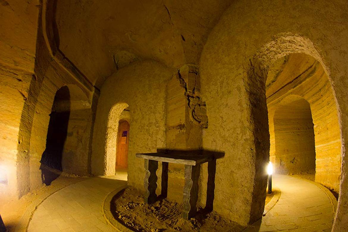 grotta mancinforte della città sotterranea di camerano